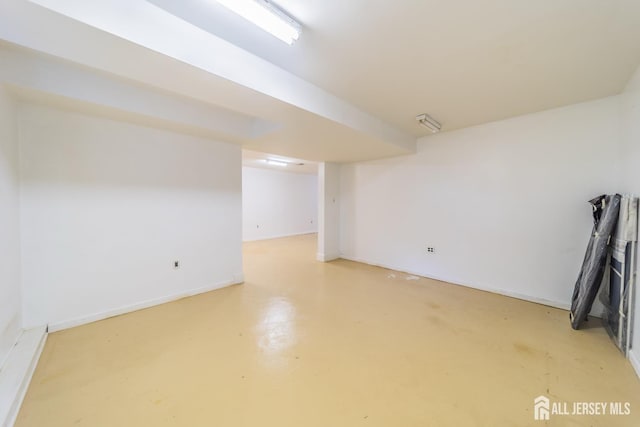 289 Old Rd, Sewaren, NJ 07077 - finished below grade area with baseboards