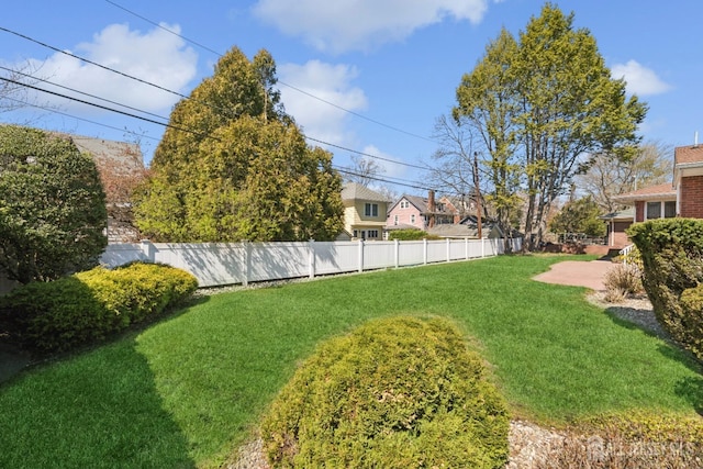 view of yard featuring fence