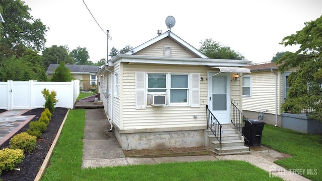 429 Wilfred Ave, Hamilton, NJ 08610 - view of front facade with entry steps and cooling unit