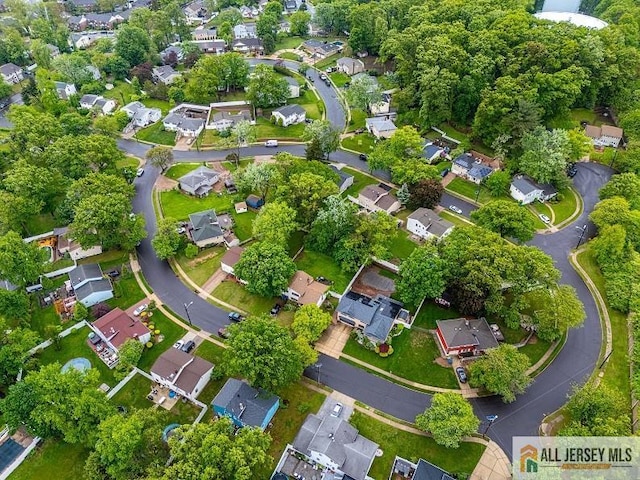 33 Larchmont Rd, Edison, NJ 08837 - aerial view of property and surrounding area featuring nearby suburban area
