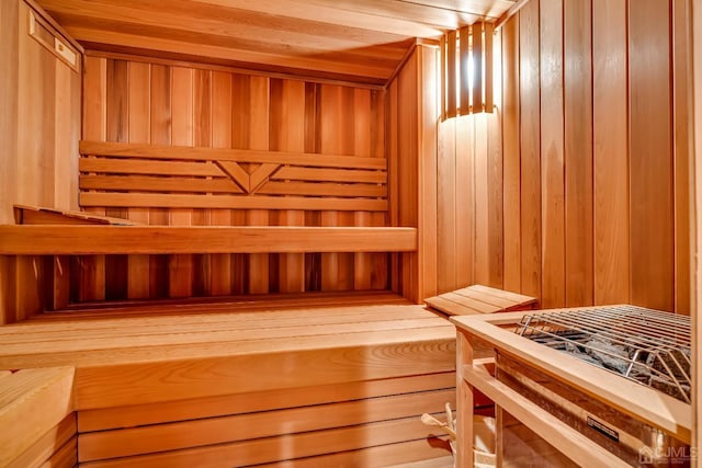 view of sauna / steam room