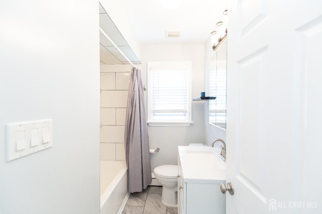 200 Plainfield Rd, Edison, NJ 08820 - bathroom with vanity and shower / bath combination with curtain