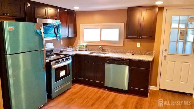 251 1st St, Keyport, NJ 07735 - photo 3