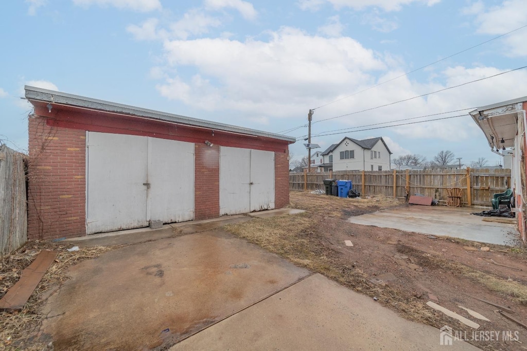 73 Daniel St, Port Reading, NJ 07064 - view of shed featuring fence