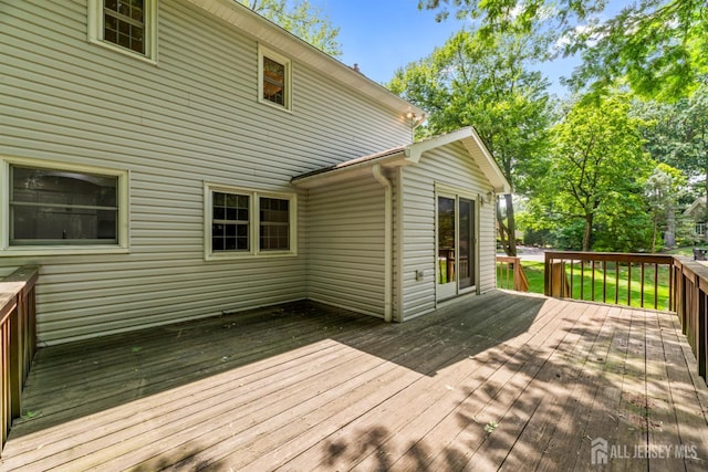 19 Redcoat Dr, East Brunswick, NJ 08816 - view of deck
