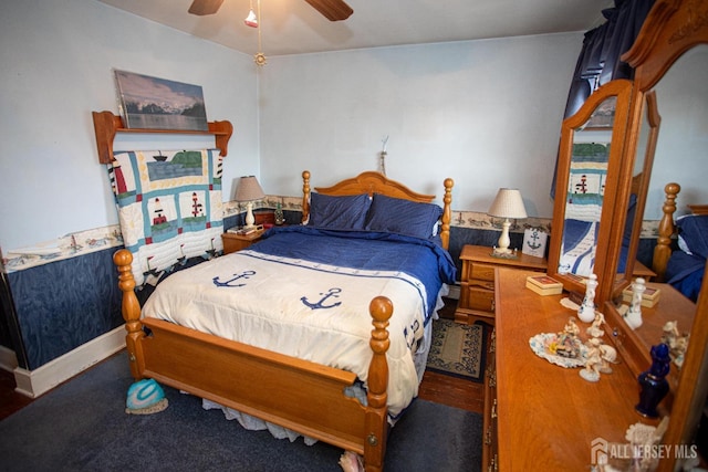 bedroom with ceiling fan