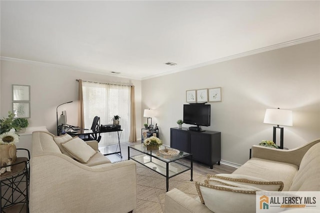 516 Great Beds Ct, Perth Amboy, NJ 08861 - living area featuring crown molding, light wood-type flooring, and baseboards