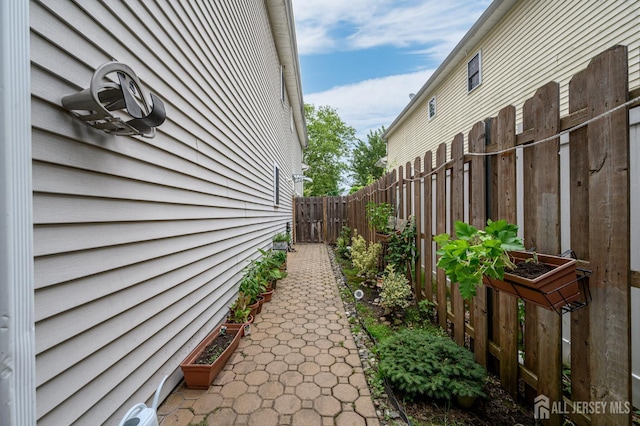 612 Oakwood Ave, Roselle Park, NJ 07204 - photo 37