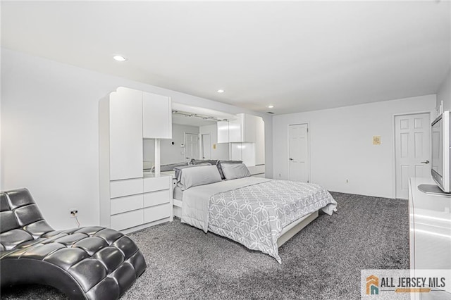 5 Leighton Dr, East Brunswick, NJ 08816 - carpeted bedroom with recessed lighting