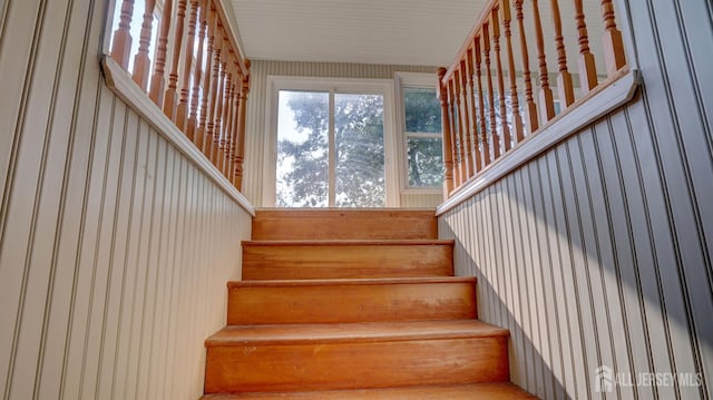230 Raritan St, South Amboy, NJ 08879 - view of staircase