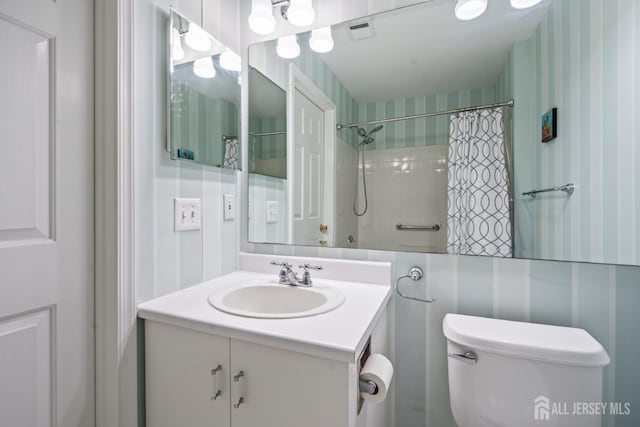 1301 Cypress Ln, East Brunswick, NJ 08816 - full bathroom featuring vanity and a shower with curtain