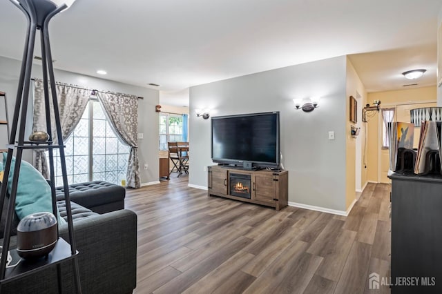 1301 Cypress Ln, East Brunswick, NJ 08816 - living area featuring wood finished floors and recessed lighting