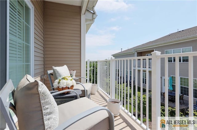 156 Grabowski Dr, Sayreville, NJ 08859 - photo 23