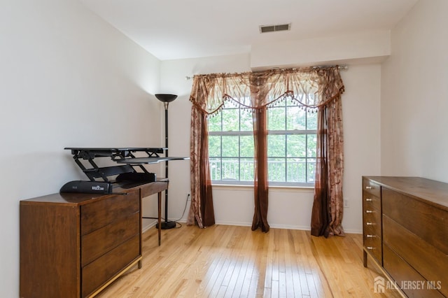 170 Vasser Dr, Piscataway, NJ 08854 - office space featuring light wood finished floors and baseboards