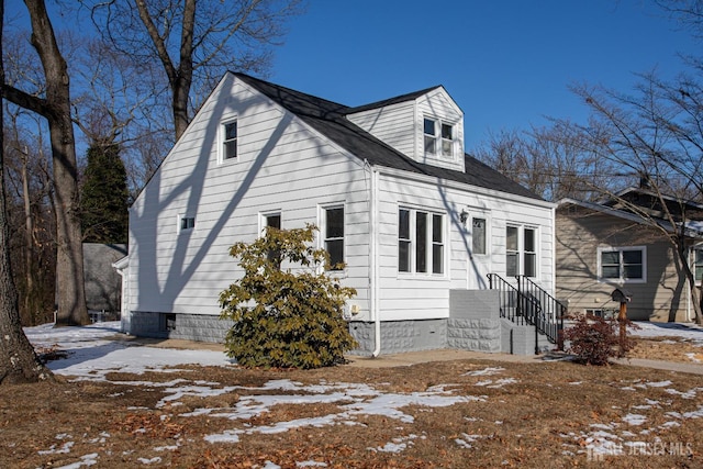35 Red Bank Rd, Spotswood, NJ 08884 - view of snowy exterior