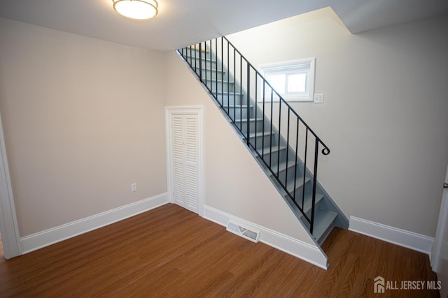 35 Red Bank Rd, Spotswood, NJ 08884 - stairs with wood finished floors