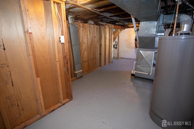 35 Red Bank Rd, Spotswood, NJ 08884 - unfinished below grade area with water heater and heating unit