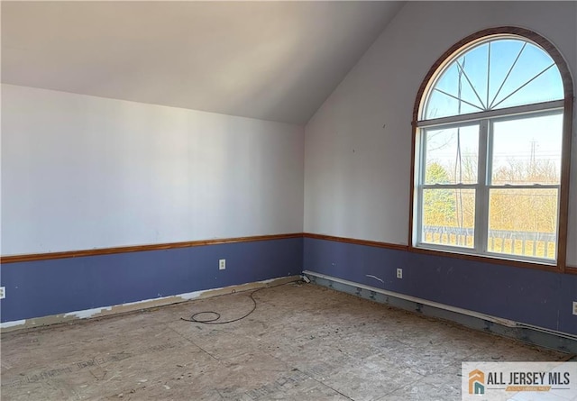 36 Cliffwood Way S, Amboy, NJ 08879 - additional living space with lofted ceiling