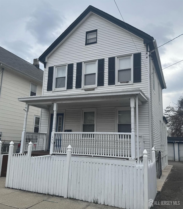 view of front of property with covered porch