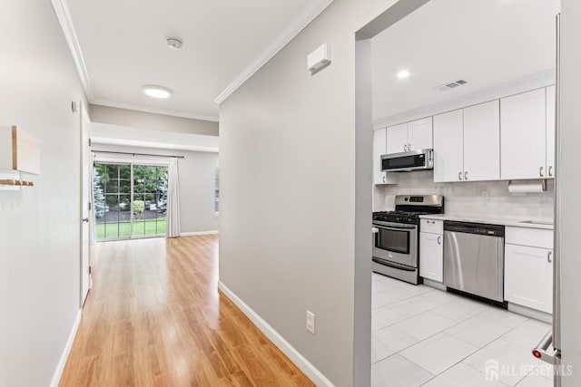 902 Plymouth Rd, North Brunswick, NJ 08902 - photo 2