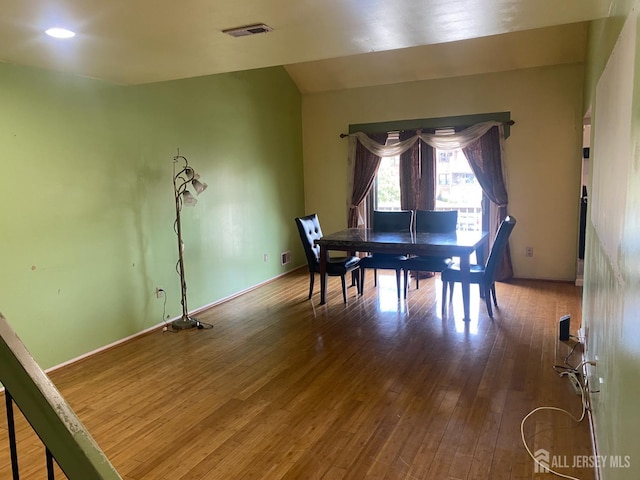 112 Beverly Hill Ter Unit H, Woodbridge Proper, NJ 07095 - dining room with wood finished floors and baseboards