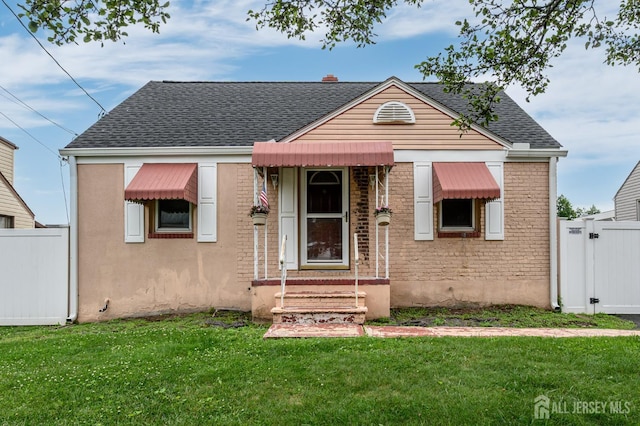 86 Bernard St, Carteret, NJ 07008 - photo 1