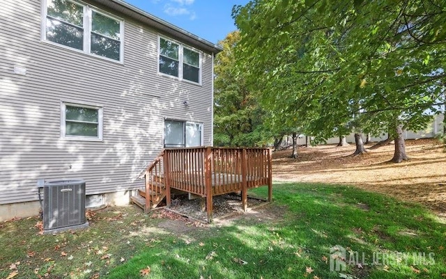 152 Northampton Dr, Holmdel, NJ 07733 - photo 32