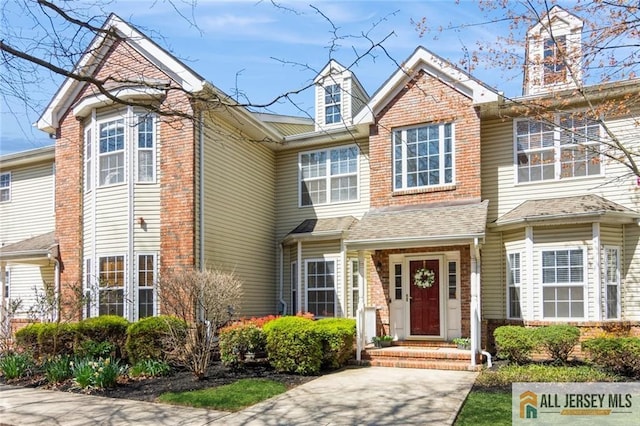 199 Pinelli Dr, Piscataway, NJ 08854 - multi unit property with brick siding