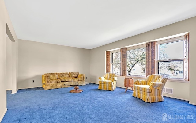 3996 Park Ave, Edison, NJ 08820 - living room with carpet and baseboards