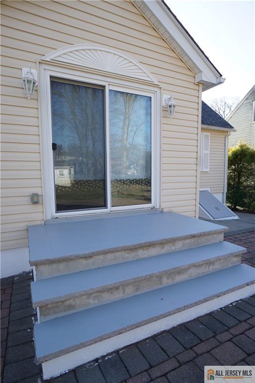 25 Clover Ave, Colonia, NJ 07067 - view of property entrance