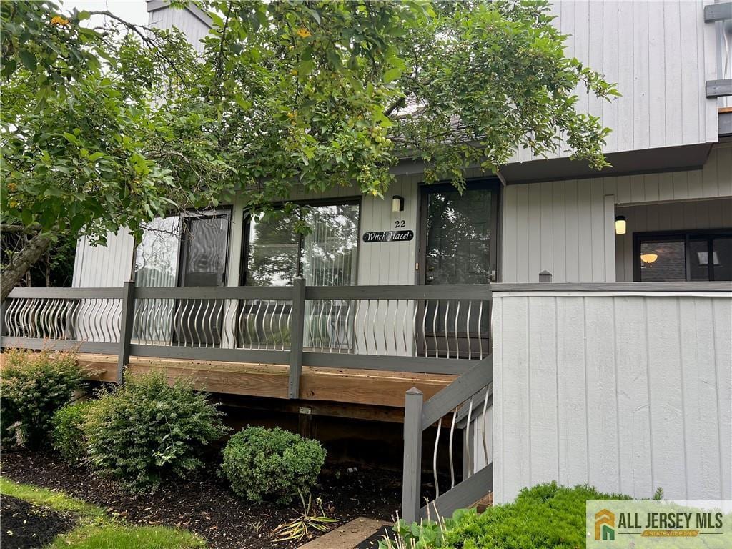 22 Witch Hazel Ct, South Brunswick, NJ 08852 - back of property
