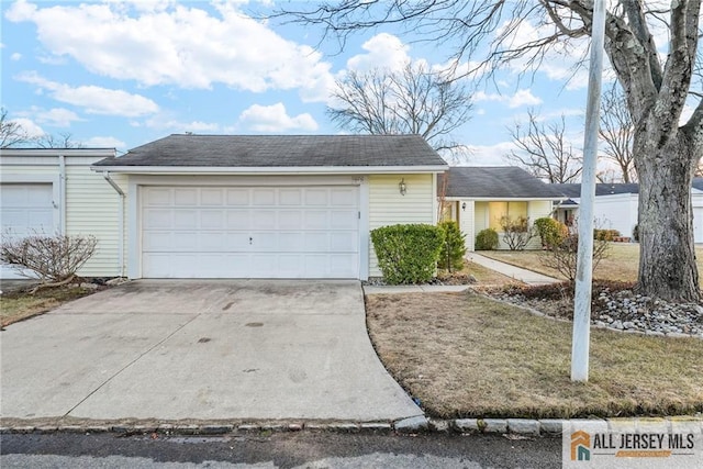 284 Tabor Rd Unit 284B, Monroe, NJ 08831 - ranch-style house with concrete driveway