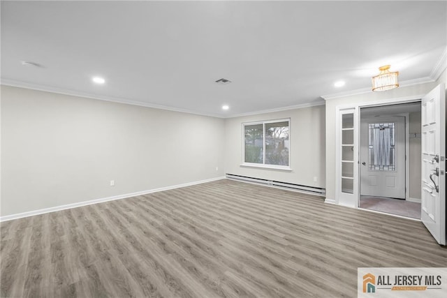 interior space with light wood-style flooring, ornamental molding, recessed lighting, baseboards, and baseboard heating