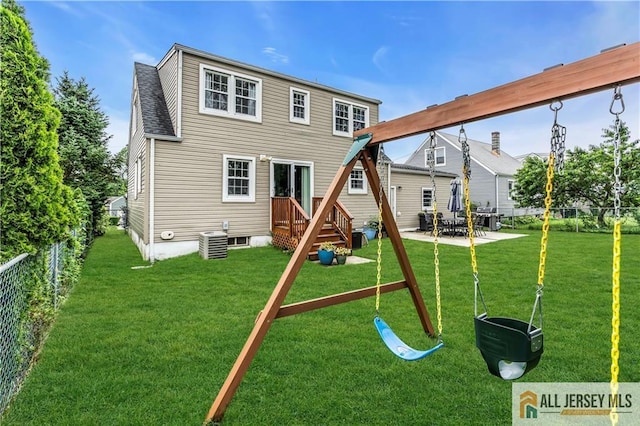 11 Donna St, East Brunswick, NJ 08816 - rear view of property featuring a fenced backyard