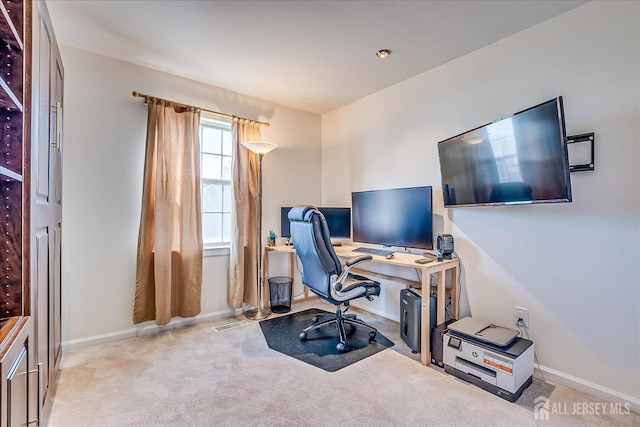 55 Renaissance Ln, New Brunswick, NJ 08901 - office area with carpet floors and baseboards
