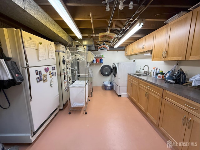 17 Gloucester Ct, East Brunswick, NJ 08816 - photo 27