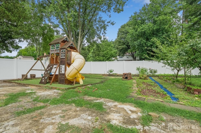 9 Merion Dr, Manalapan, NJ 07726 - view of play area