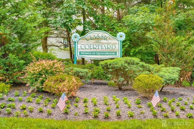 362 Aldeburgh Ave, Franklin Twsp, NJ 08873 - view of community sign