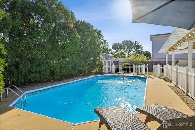 522 Hancock St, Middlesex, NJ 08846 - view of swimming pool