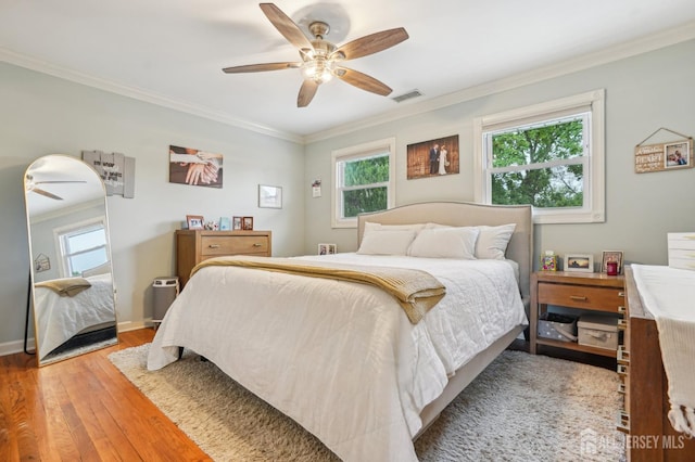 522 Hancock St, Middlesex, NJ 08846 - bedroom with light wood-style floors, ornamental molding, a ceiling fan, and baseboards