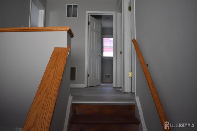 12 Juniper St, Metuchen, NJ 08840 - stairs with baseboards