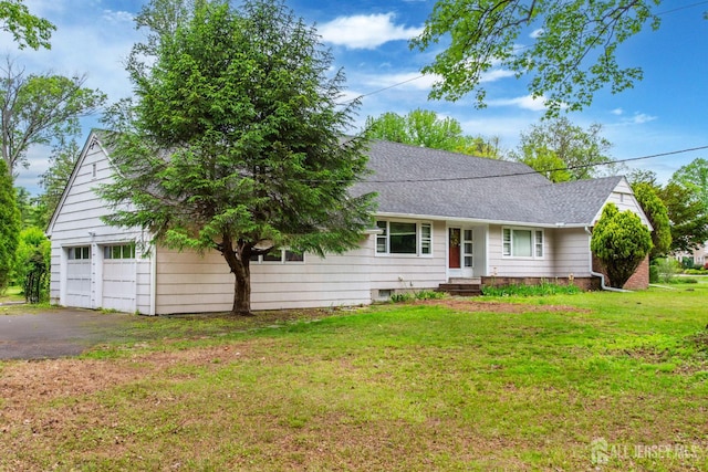 108 Midwood Way, Colonia, NJ 07067 - view of front of property featuring a garage, a front lawn, roof with shingles, and driveway