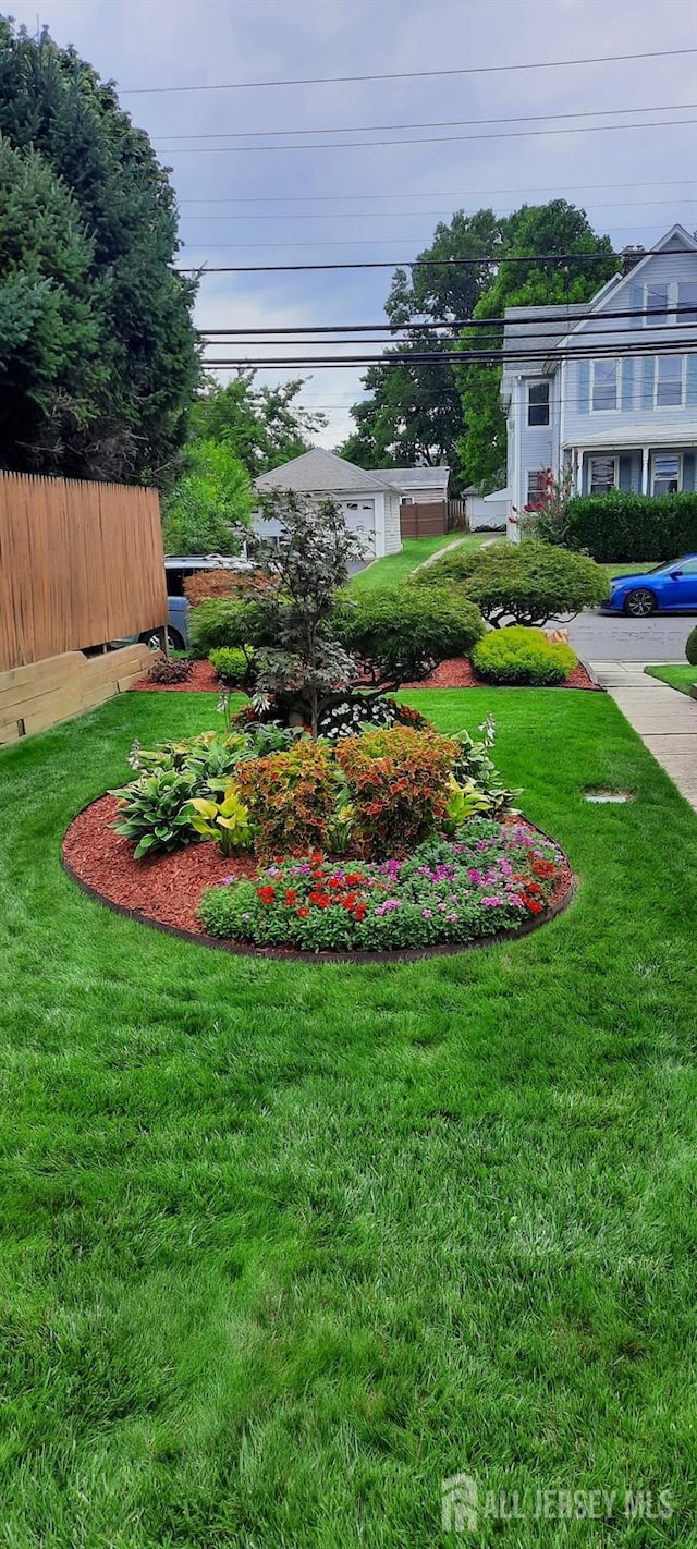 view of yard featuring fence