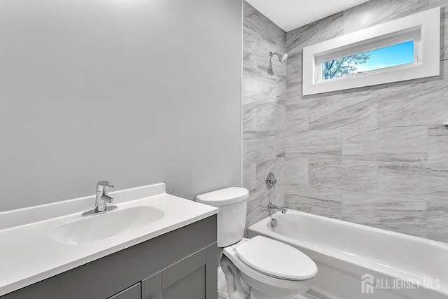 64 2nd Ave, Port Reading, NJ 07064 - full bathroom featuring vanity, toilet, and bathtub / shower combination
