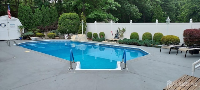 4 Hemlock Hill Rd, Jackson, NJ 08527 - view of pool featuring a patio and a diving board