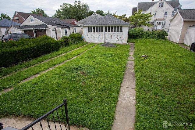 20 Prentice Ave, South River, NJ 08882 - view of green lawn