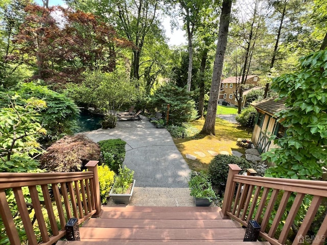 2 Gloucester Ct, East Brunswick, NJ 08816 - view of home's community