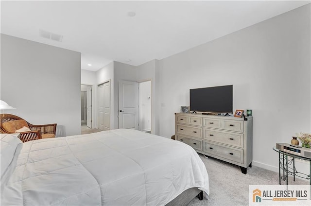 bedroom with recessed lighting, baseboards, visible vents, and light carpet