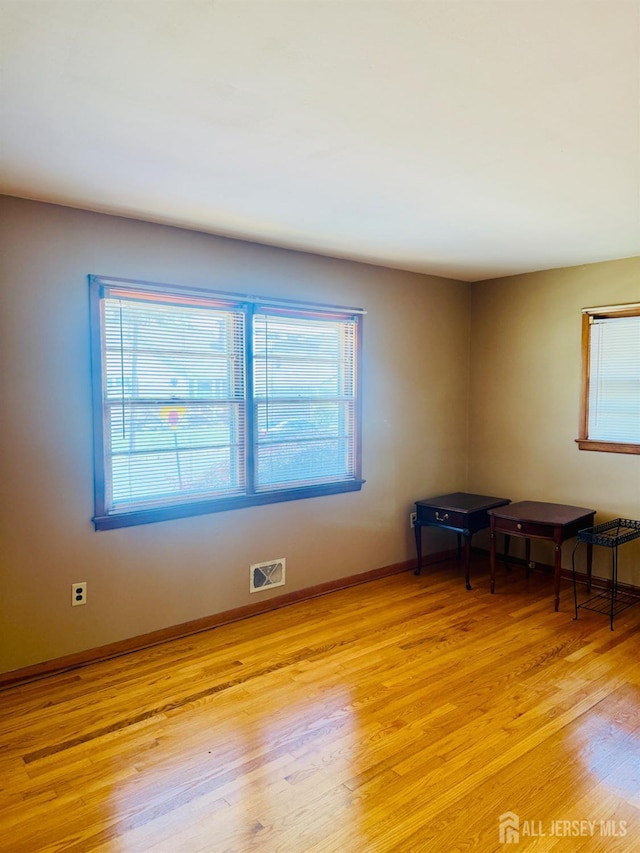 93 N Washington Ave N, Colonia, NJ 07067 - photo 7