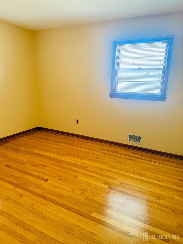 93 N Washington Ave N, Colonia, NJ 07067 - photo 9